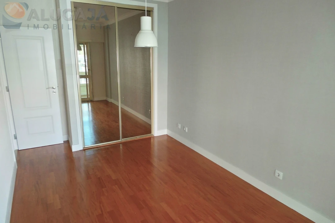 Apartamento T2 para Arrendamento em Cacém e São Marcos Foto 15
