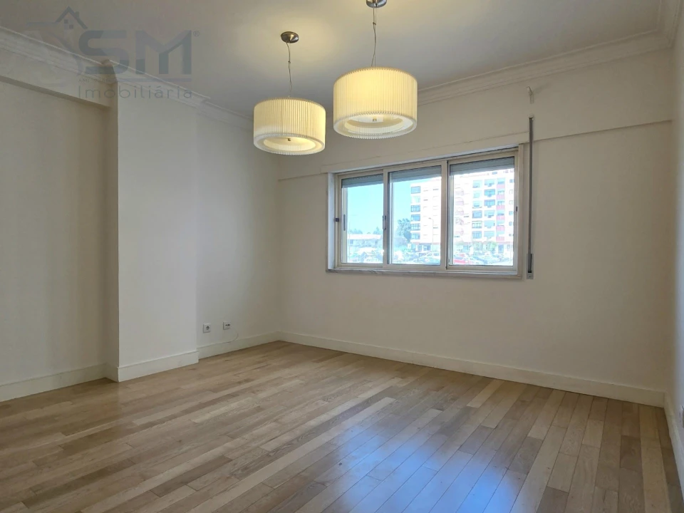 Apartamento T2 para Arrendamento em Cacém e São Marcos Foto 2