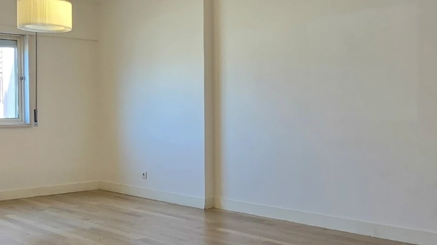 Apartamento T2 para Arrendamento em Cacém e São Marcos