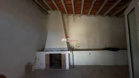 Quinta T3 para Venda em Santa Maria de Marvão