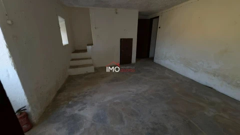 Quinta T3 para Venda em Santa Maria de Marvão