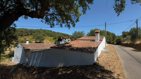 Quinta T3 para Venda em Santa Maria de Marvão