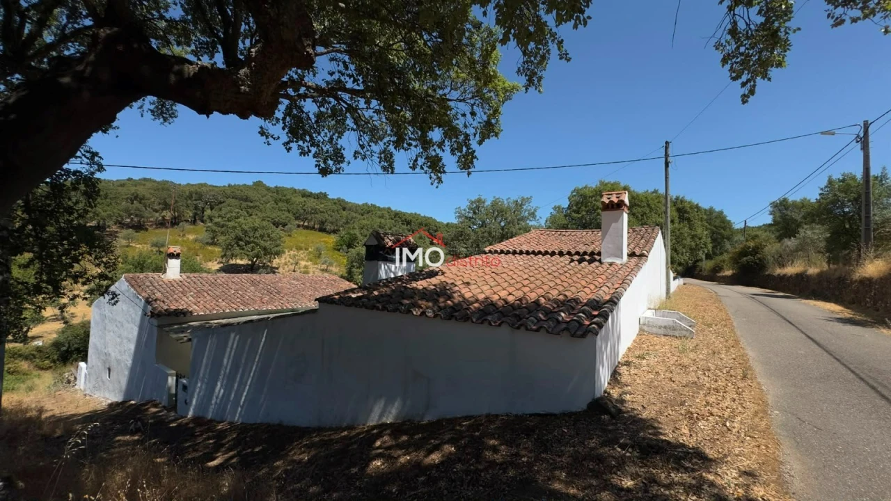 Quinta T3 para Venda em Santa Maria de Marvão Foto 3