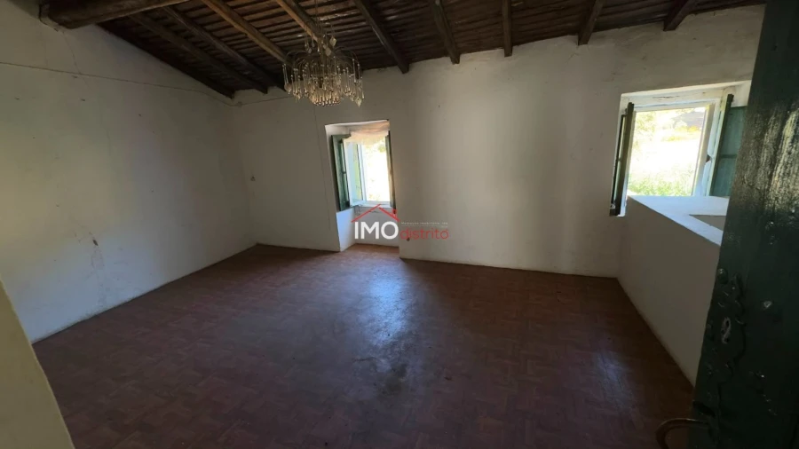 Quinta T3 para Venda em Santa Maria de Marvão Foto 11