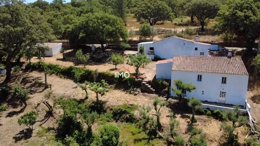 Quinta T3 para Venda em Santa Maria de Marvão Foto 2