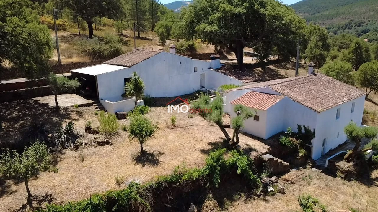 Quinta T3 para Venda em Santa Maria de Marvão Foto 26