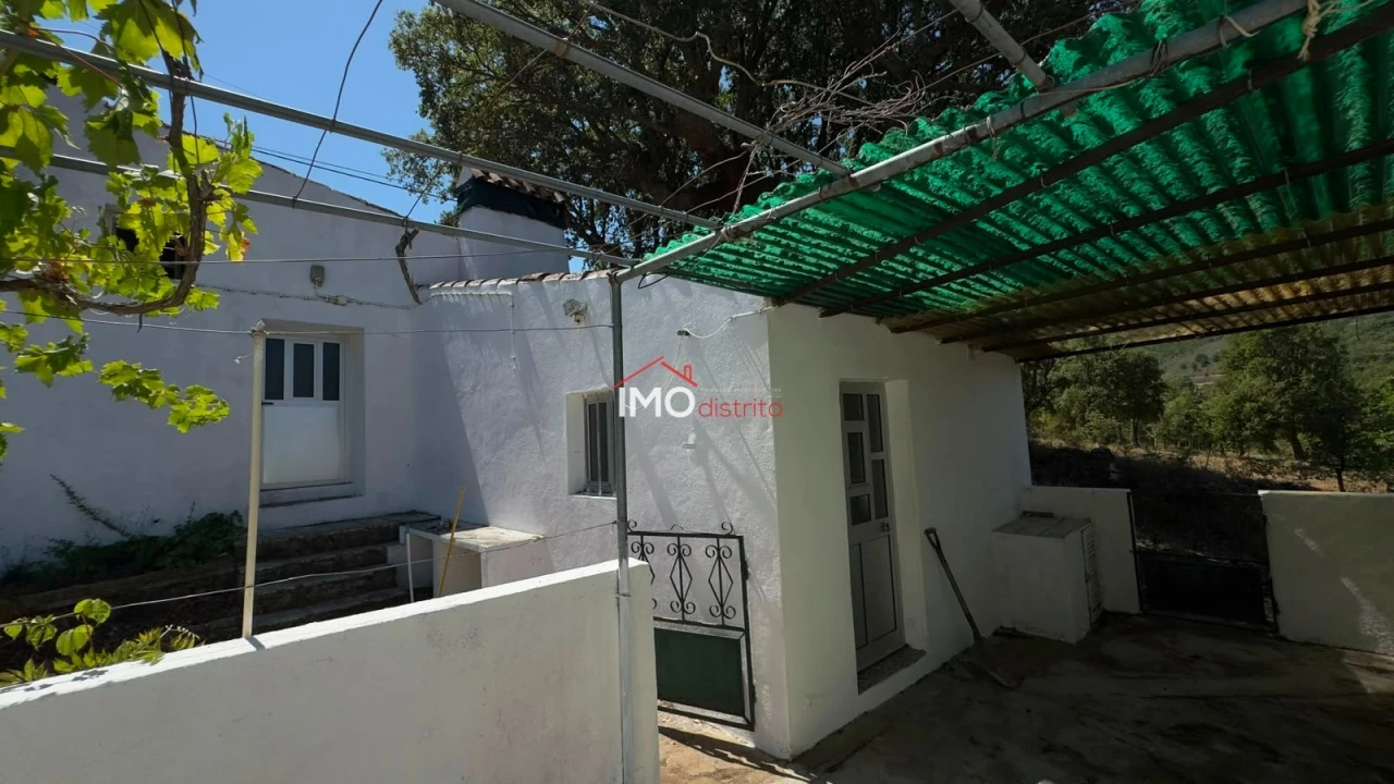 Quinta T3 para Venda em Santa Maria de Marvão Foto 8