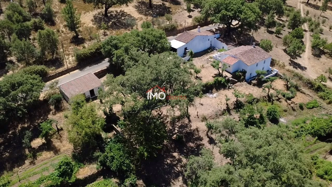 Quinta T3 para Venda em Santa Maria de Marvão Foto 1