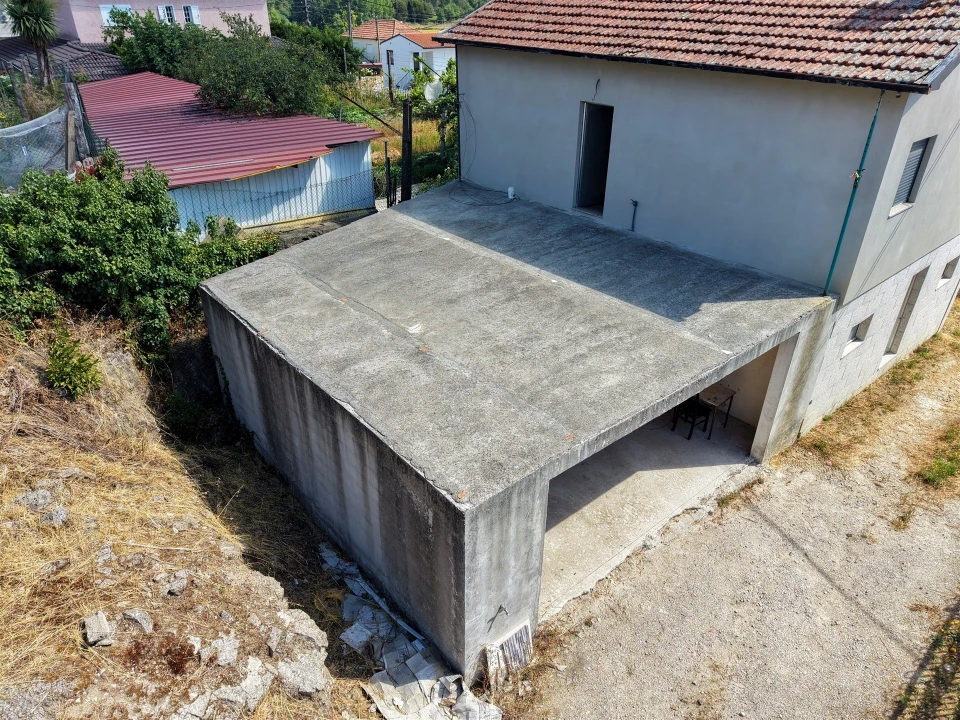 Moradia T3 para Venda em Beire Foto 40