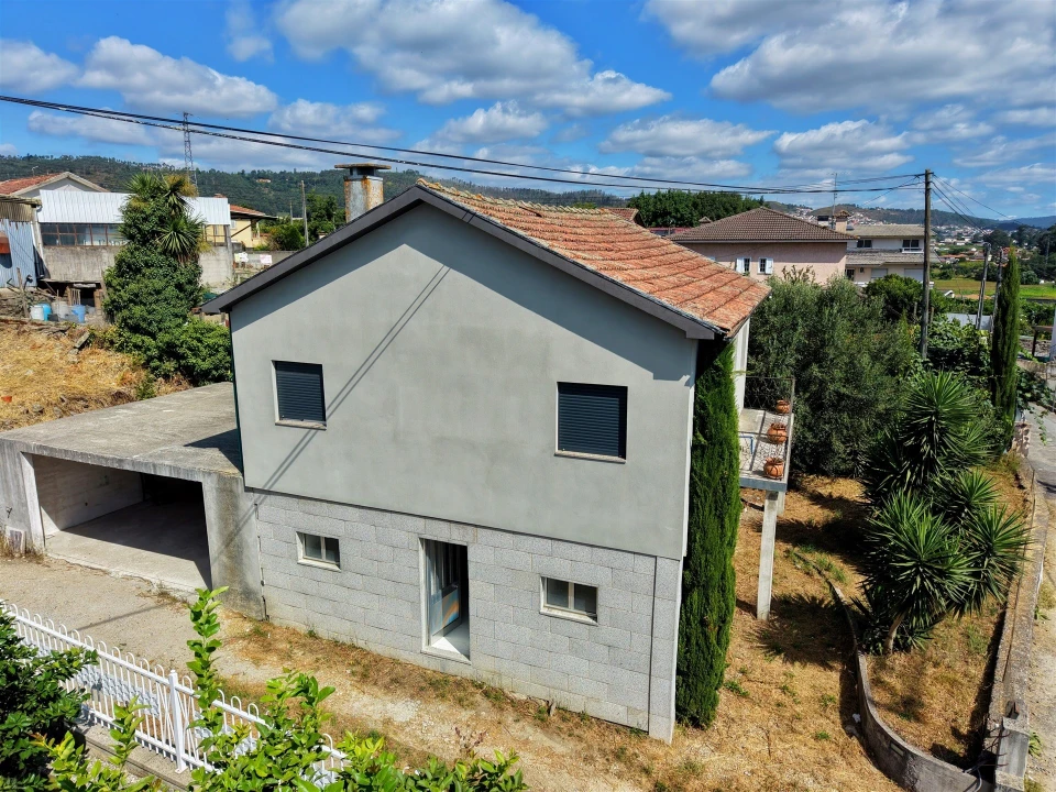 Moradia T3 para Venda em Beire Foto 44