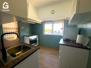 Apartamento T3 para Venda em Espírito Santo, Nossa Senhora da Graça e São Simão