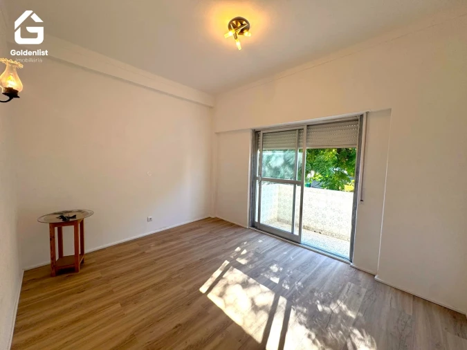 Apartamento T3 para Venda em Espírito Santo, Nossa Senhora da Graça e São Simão Foto 7
