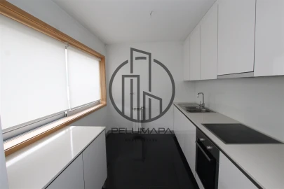 Apartamento T2 para Venda em Vila Nova de Famalicão e Calendário