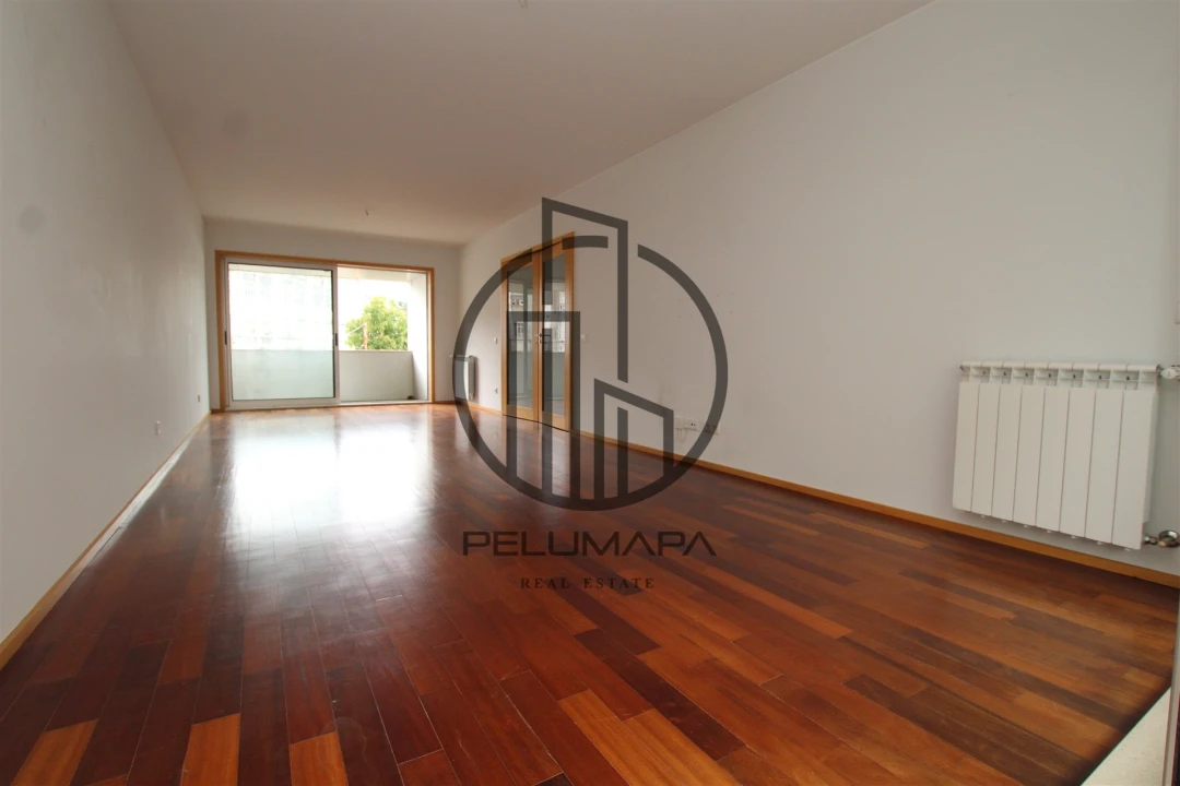 Apartamento T2 para Venda em Vila Nova de Famalicão e Calendário Foto 1