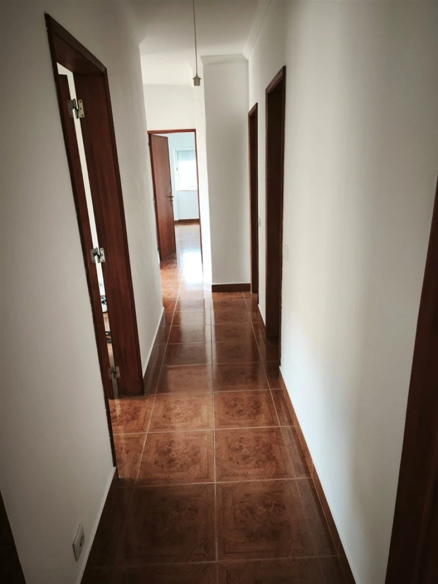 Apartamento T2 para Arrendamento em Alcabideche Foto 14