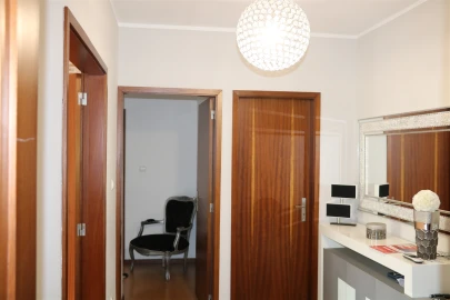 Apartamento T2 para Venda em Lustosa e Barrosas (Santo Estêvão)