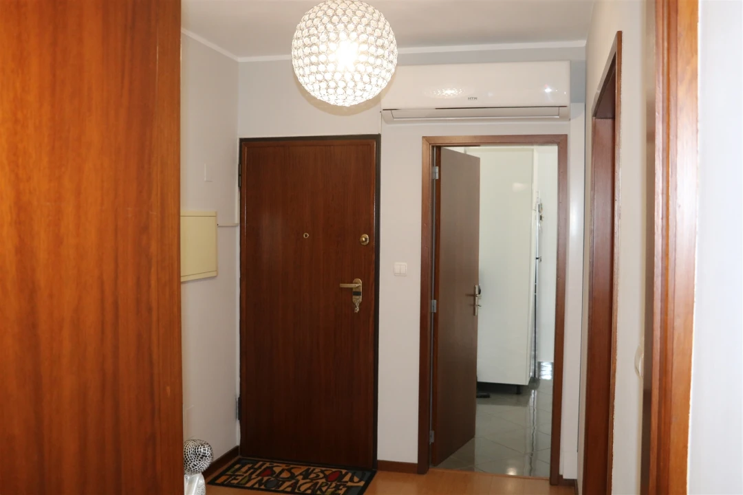 Apartamento T2 para Venda em Lustosa e Barrosas (Santo Estêvão) Foto 5