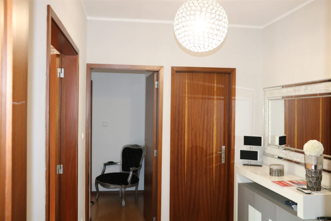 Apartamento T2 para Venda em Lustosa e Barrosas (Santo Estêvão) Foto 9