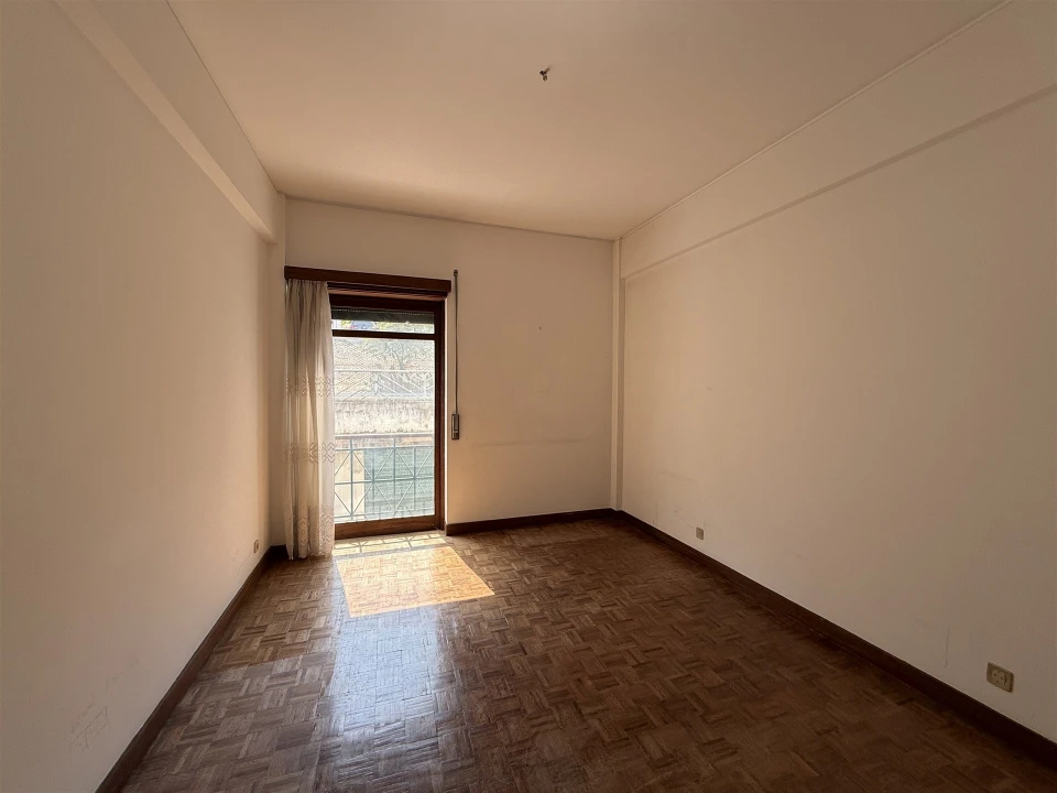 Apartamento T3 para Venda em Buarcos Foto 15