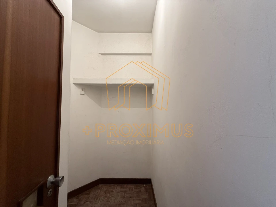 Apartamento T3 para Venda em Buarcos Foto 17