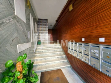 Apartamento T4 para Arrendamento em Águas Livres