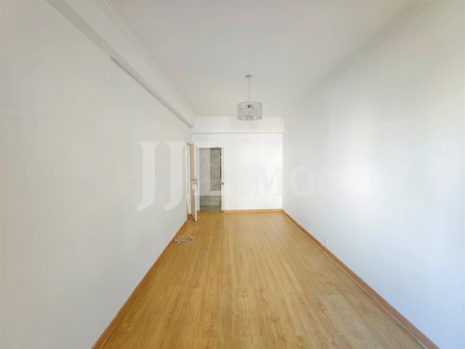 Apartamento T4 para Arrendamento em Águas Livres Foto 10
