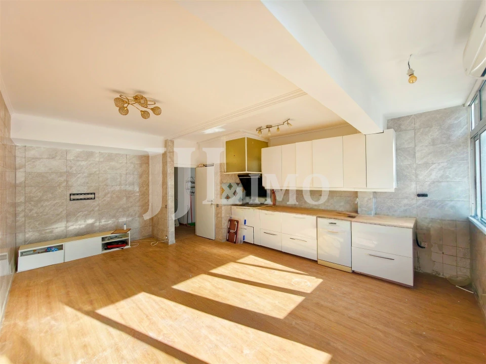 Apartamento T4 para Arrendamento em Águas Livres Foto 5