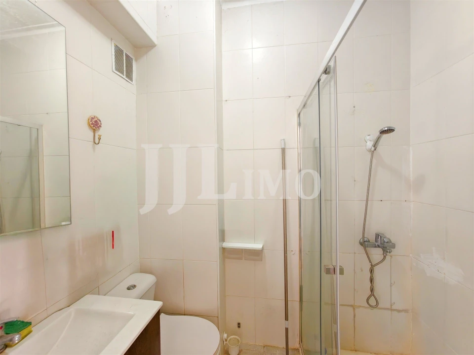 Apartamento T4 para Arrendamento em Águas Livres Foto 13