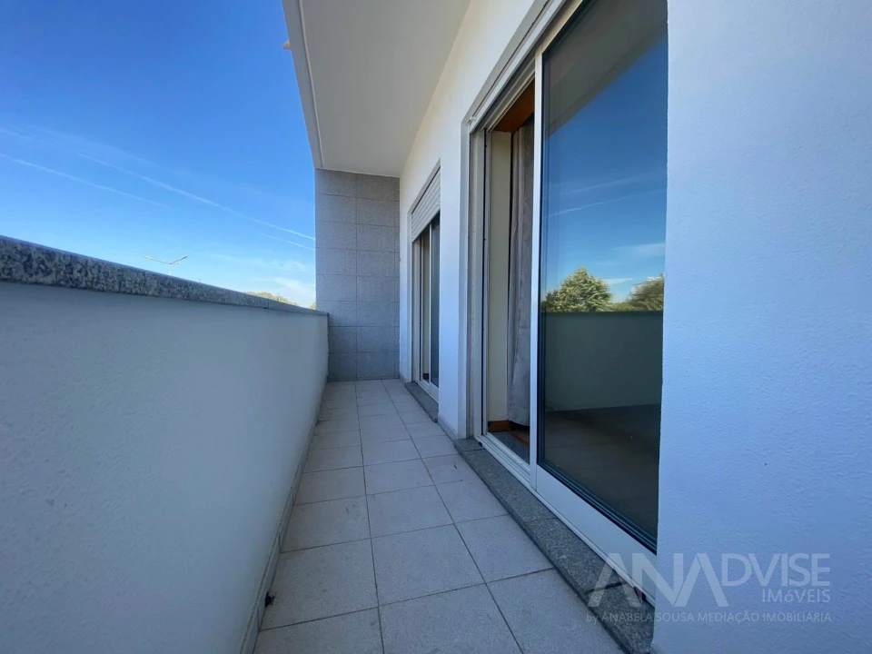 Apartamento T2 para Venda em Viseu Foto 8