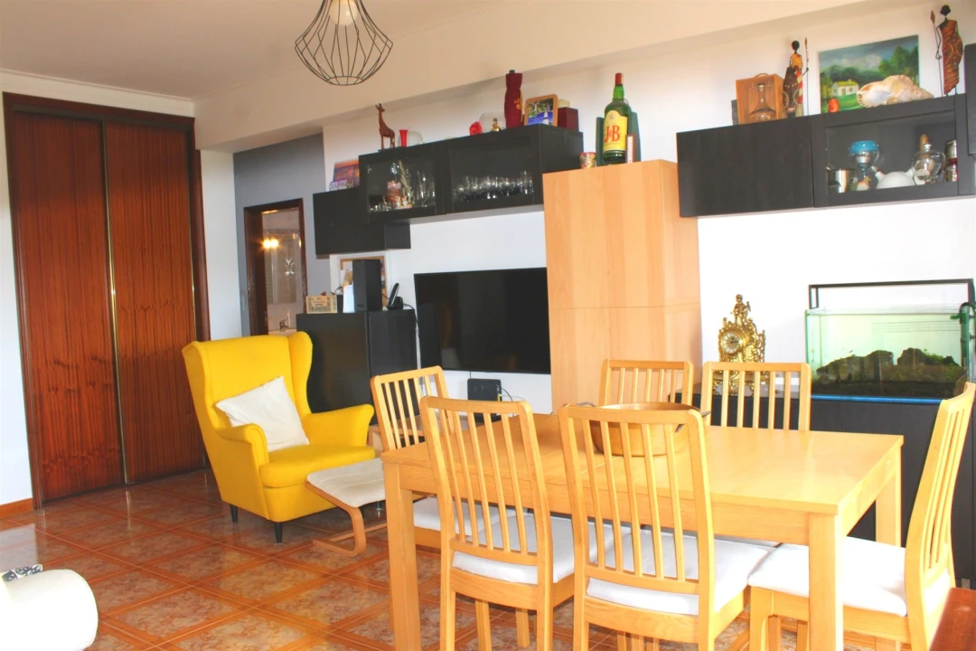 Apartamento T2 para Venda em Lourinhã e Atalaia Foto 1