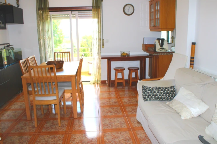 Apartamento T2 para Venda em Lourinhã e Atalaia Foto 16
