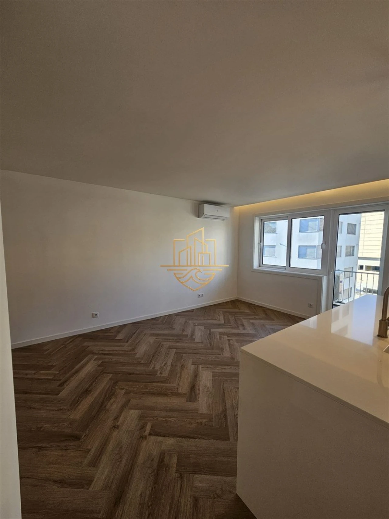 Apartamento T3 para Venda em Ramalde Foto 8