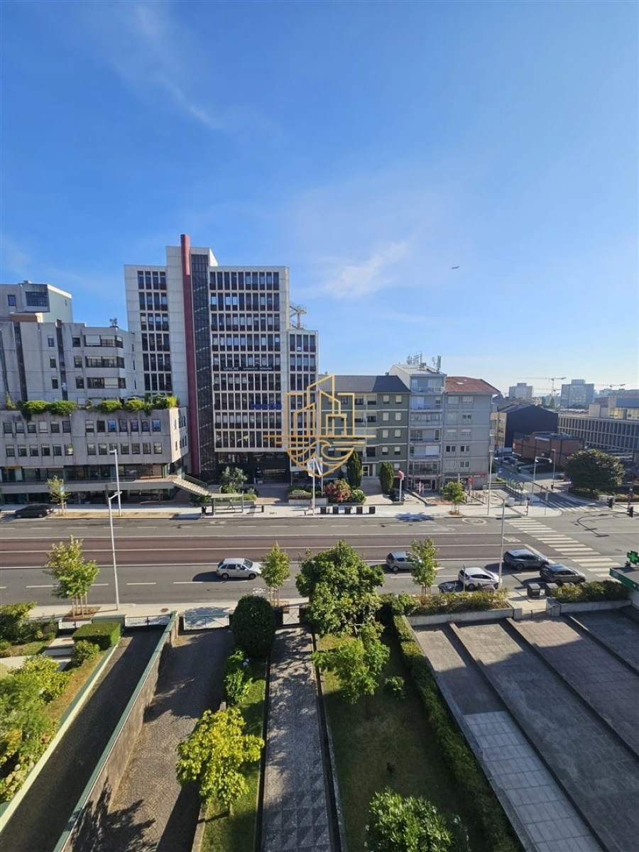 Apartamento T3 para Venda em Ramalde Foto 47
