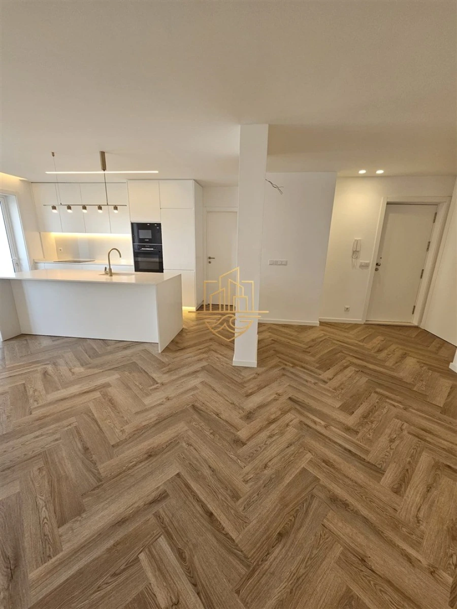 Apartamento T3 para Venda em Ramalde Foto 3