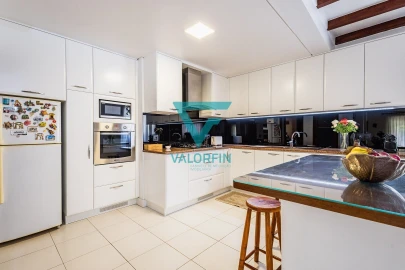 Moradia T4 para Venda em Arrabal