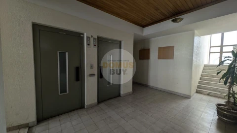 Apartamento T2 para Venda em Costa da Caparica