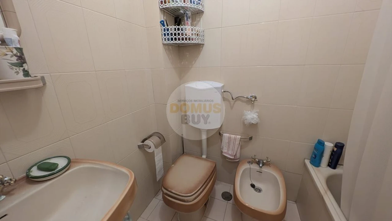 Apartamento T2 para Venda em Costa da Caparica Foto 14