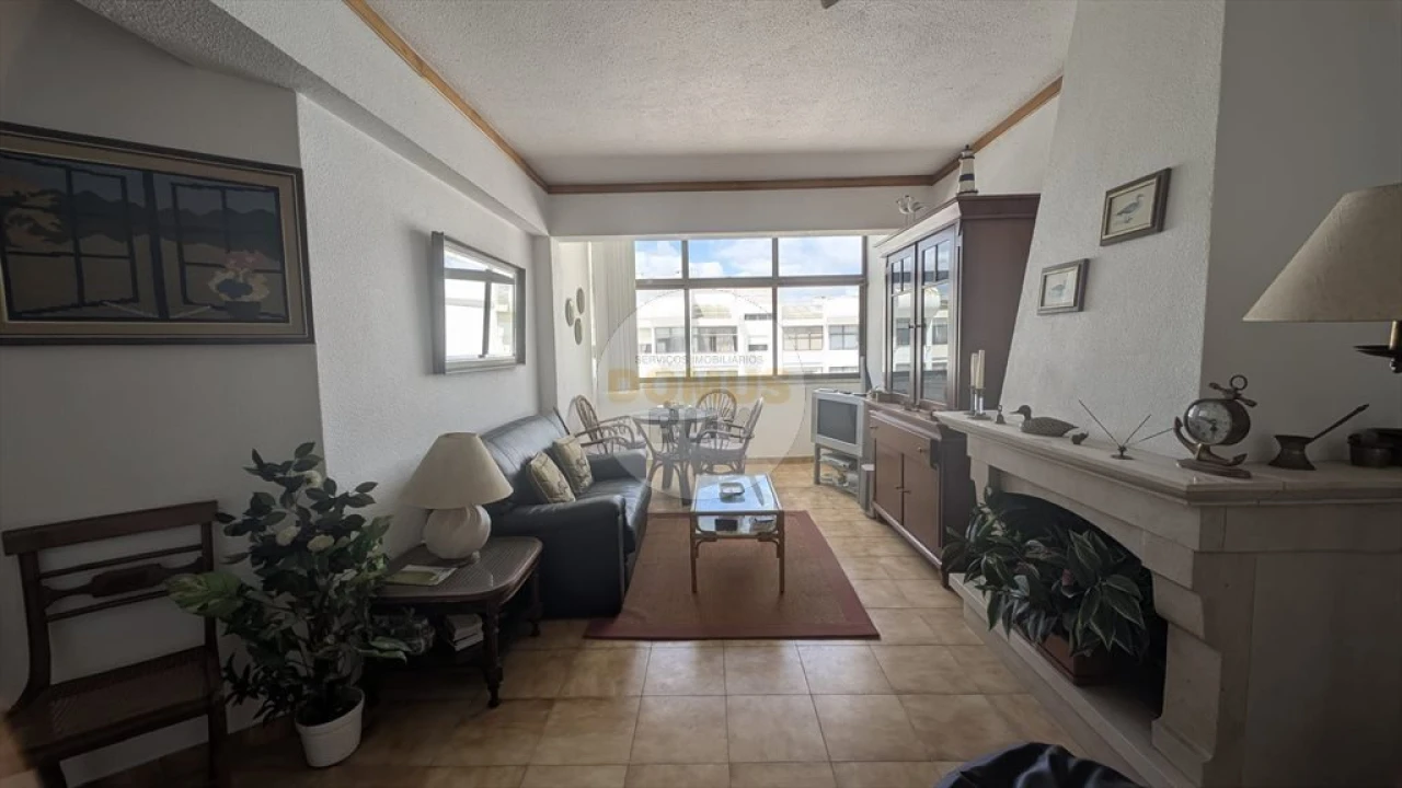 Apartamento T2 para Venda em Costa da Caparica Foto 2