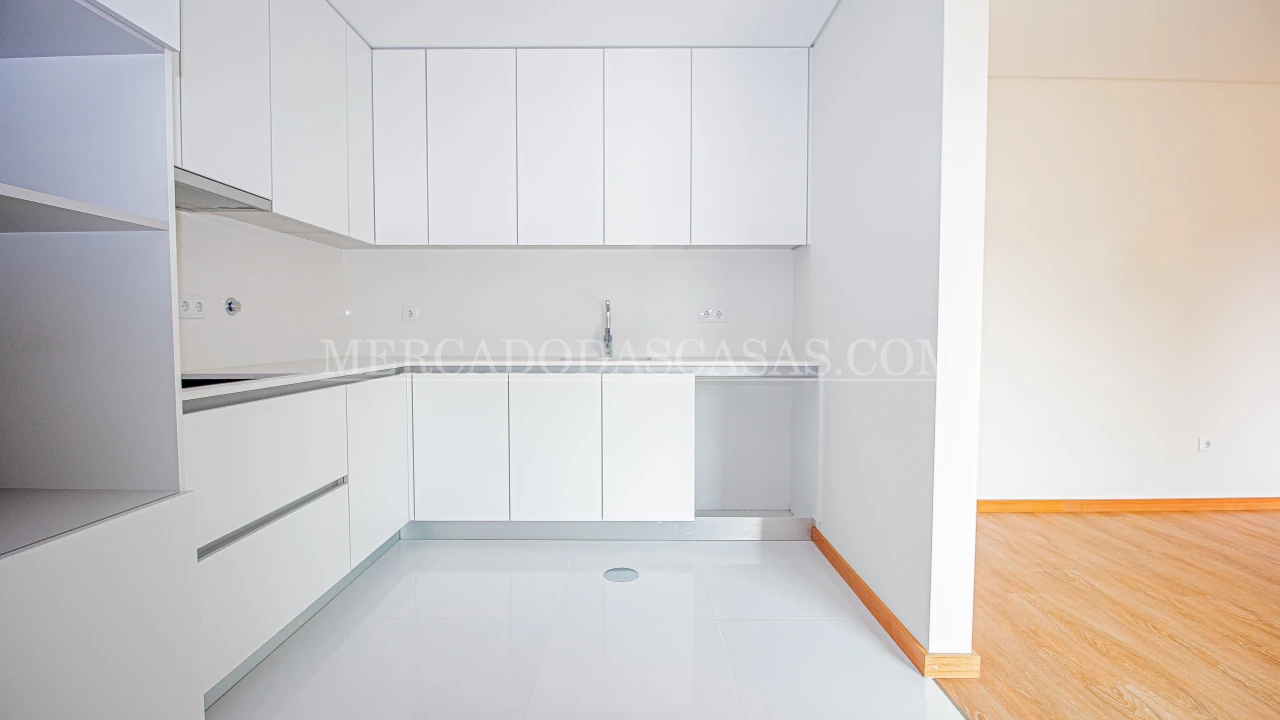 Apartamento T3 para Venda em Ovar, São João, Arada e São Vicente de Pereira Jusã Foto 2