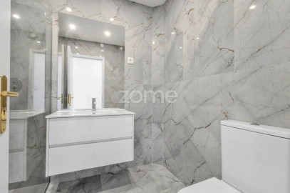 Apartamento T2 para Venda em Custóias, Leça do Balio e Guifões