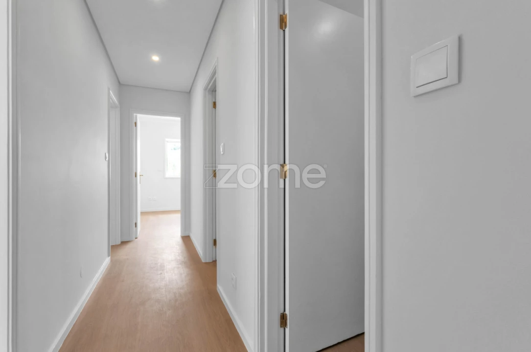 Apartamento T2 para Venda em Custóias, Leça do Balio e Guifões Foto 1