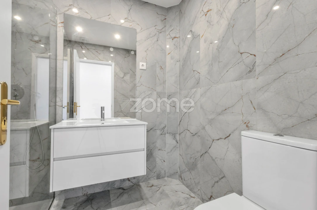 Apartamento T2 para Venda em Custóias, Leça do Balio e Guifões Foto 9