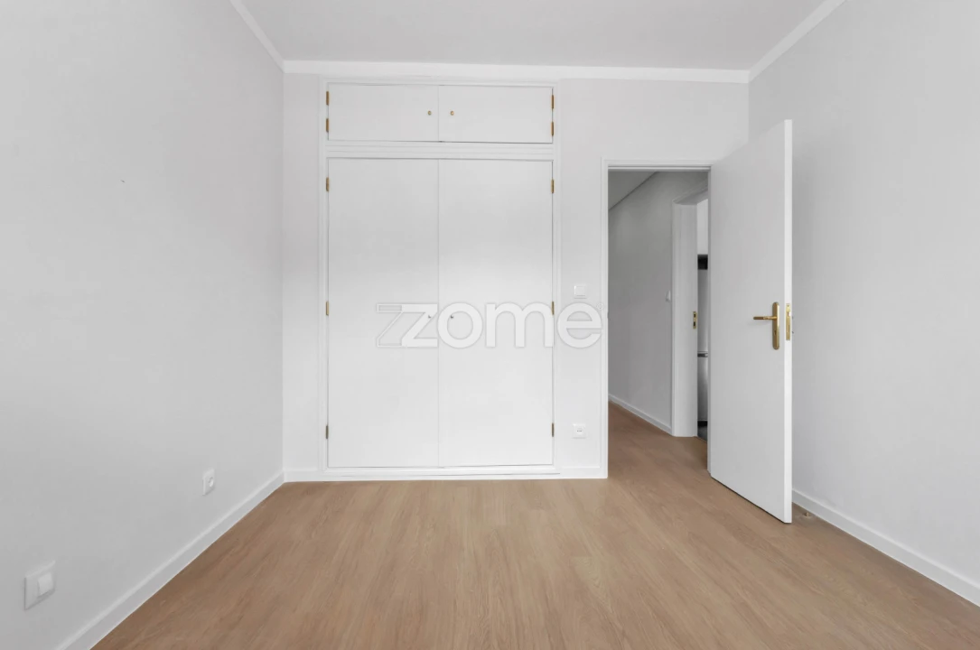 Apartamento T2 para Venda em Custóias, Leça do Balio e Guifões Foto 11