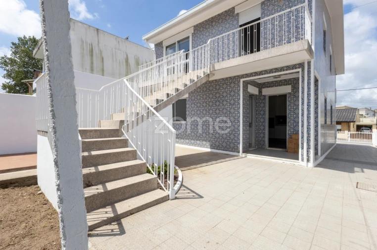 Apartamento T2 para Venda em Custóias, Leça do Balio e Guifões Foto 3