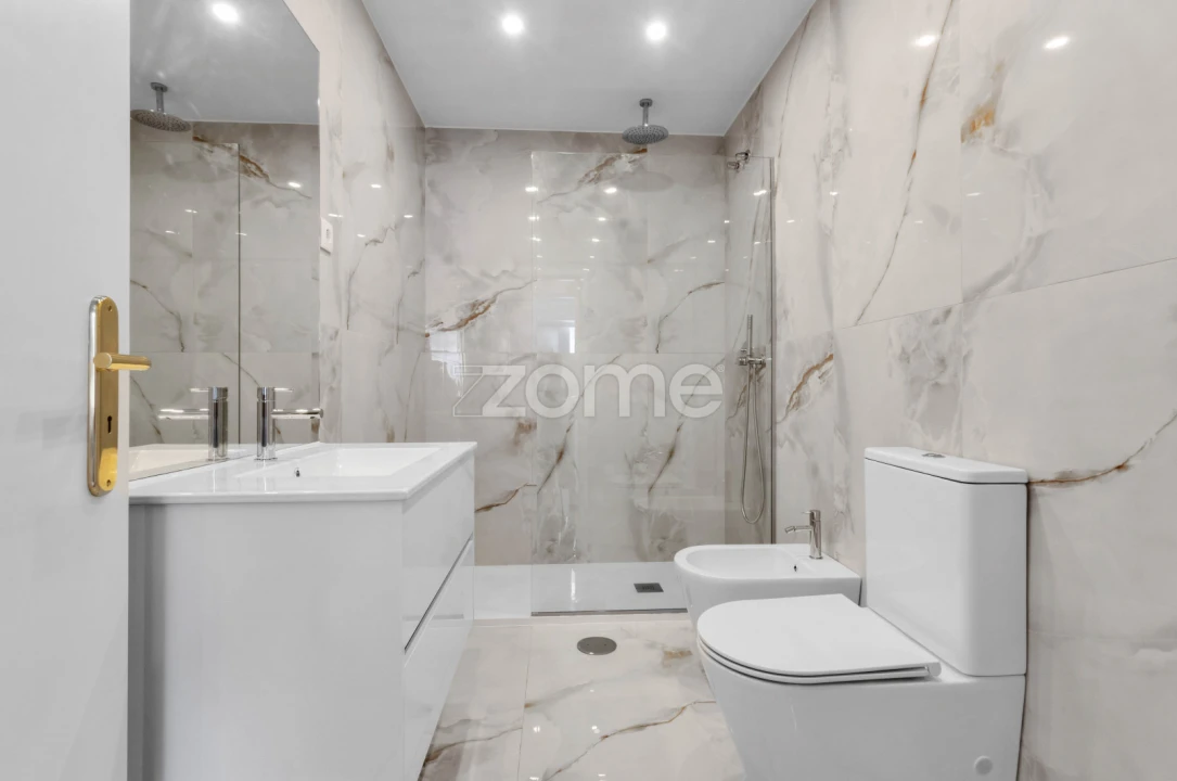 Apartamento T2 para Venda em Custóias, Leça do Balio e Guifões Foto 9