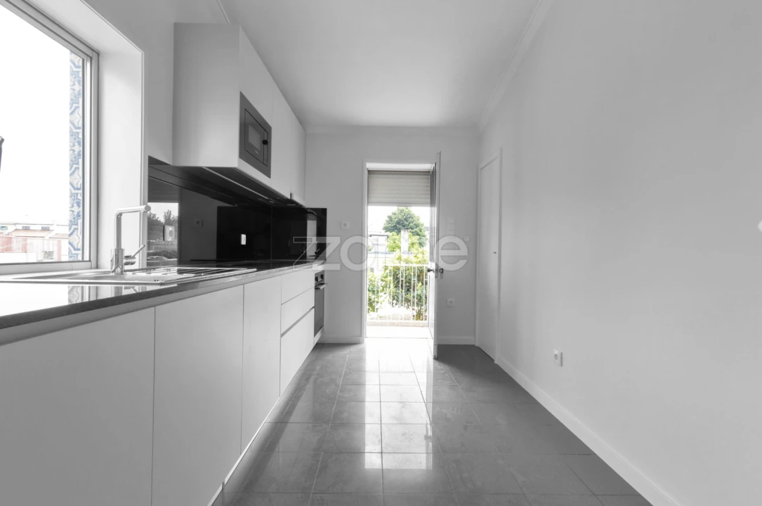 Apartamento T2 para Venda em Custóias, Leça do Balio e Guifões Foto 1