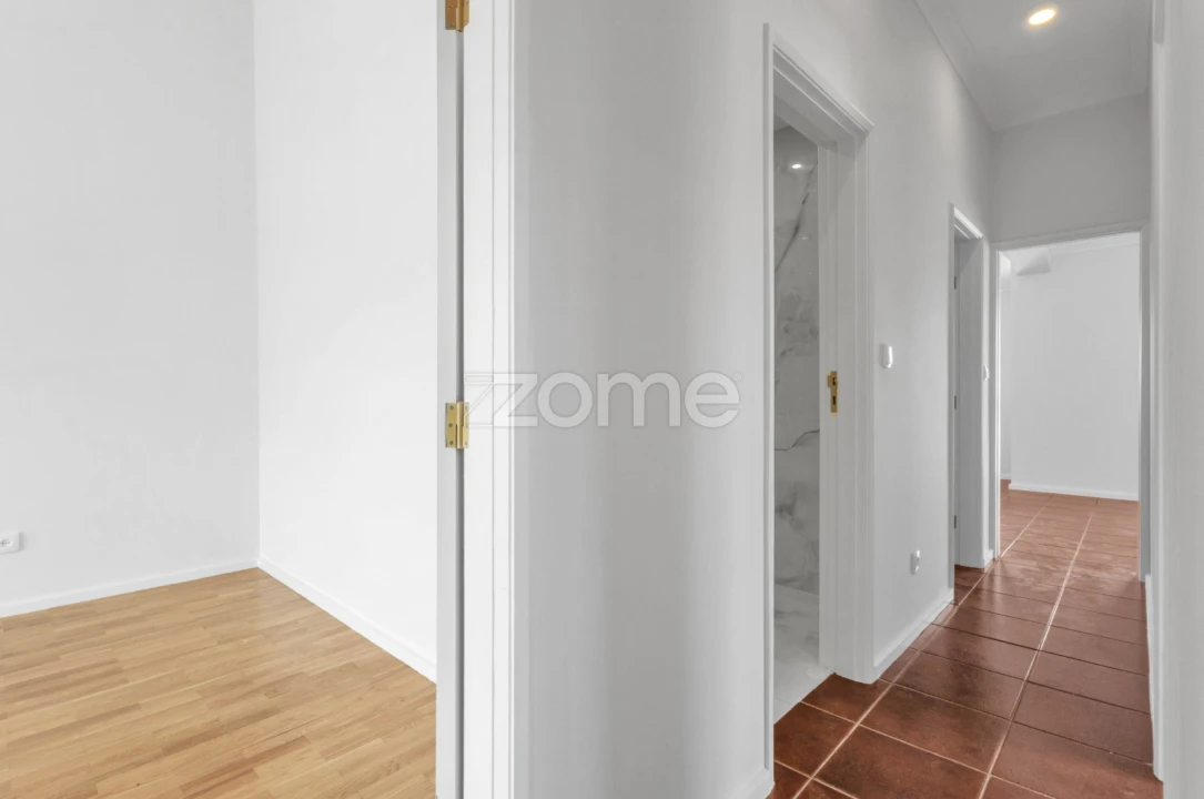 Apartamento T2 para Venda em Custóias, Leça do Balio e Guifões Foto 5