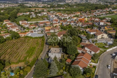 Terreno para Venda em Merelim (São Paio), Panoias e Parada de Tibães