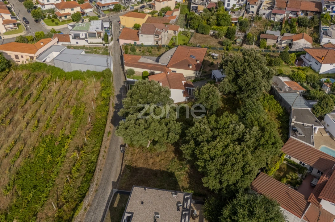 Terreno para Venda em Merelim (São Paio), Panoias e Parada de Tibães Foto 8