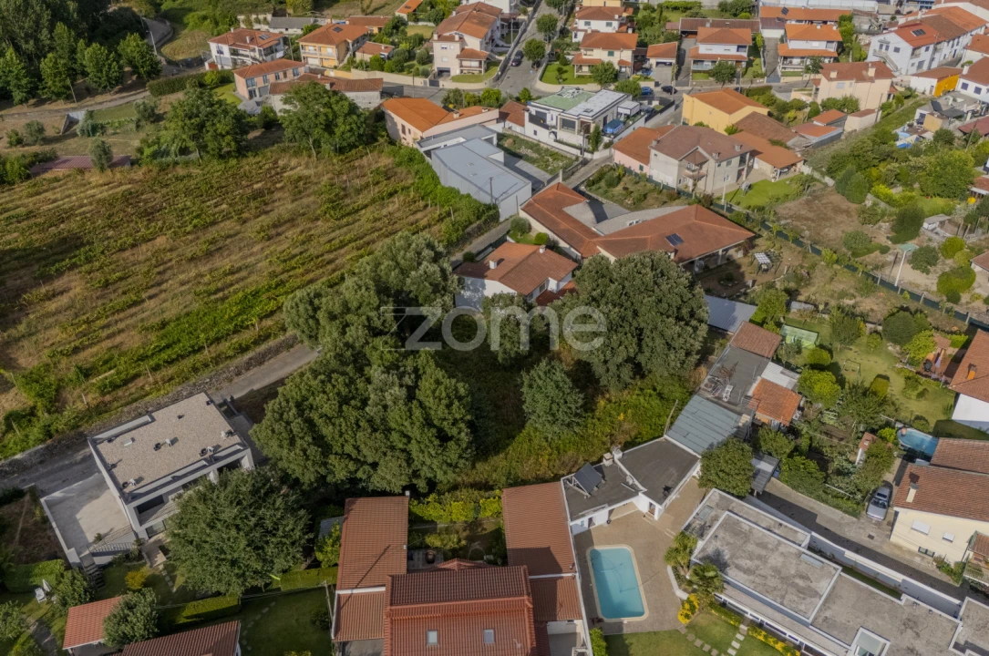 Terreno para Venda em Merelim (São Paio), Panoias e Parada de Tibães Foto 10